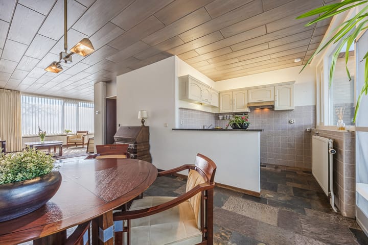 Foto 11 van Irenestraat 8