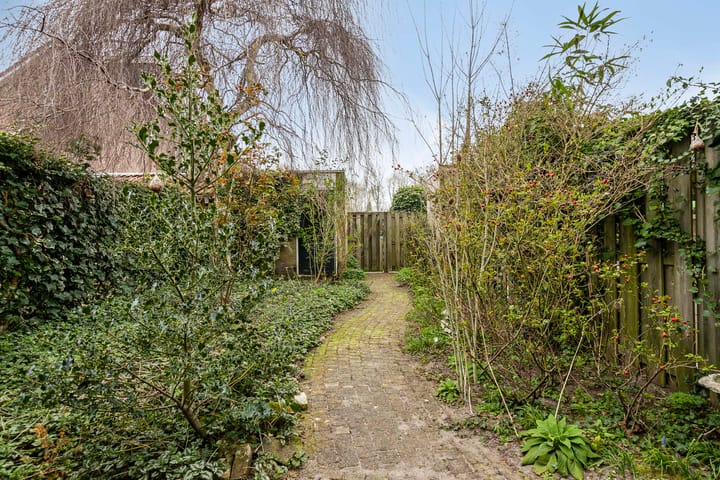 Foto 20 van Leeuwerikstraat 25