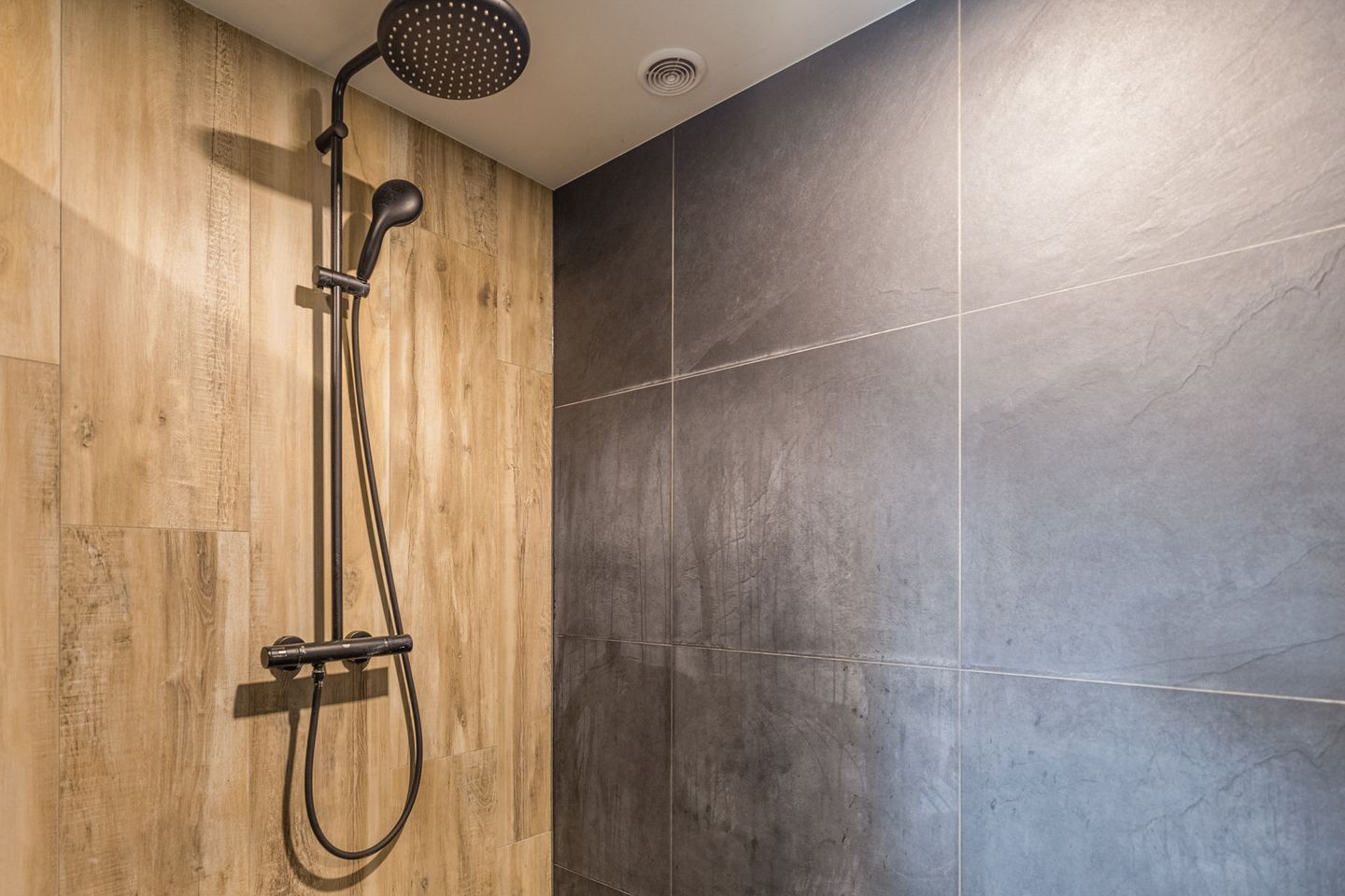 Foto 34 van Daarlerveenseweg 9