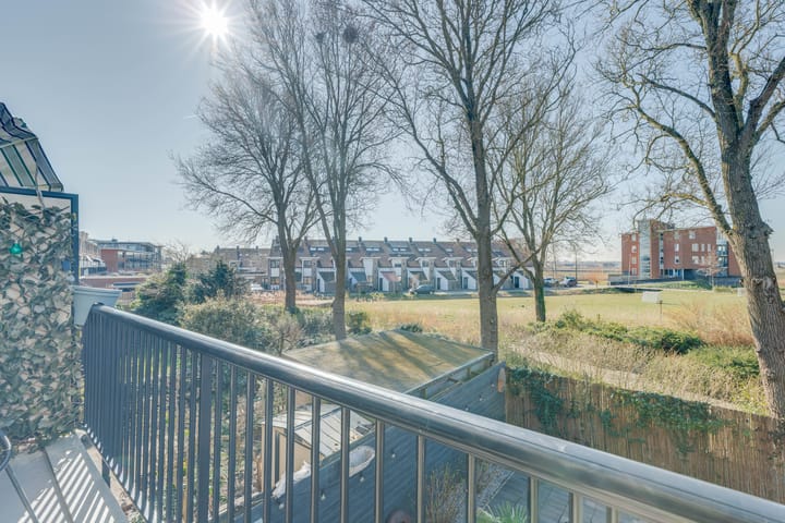 Foto 9 van Marinus Poststraat 91