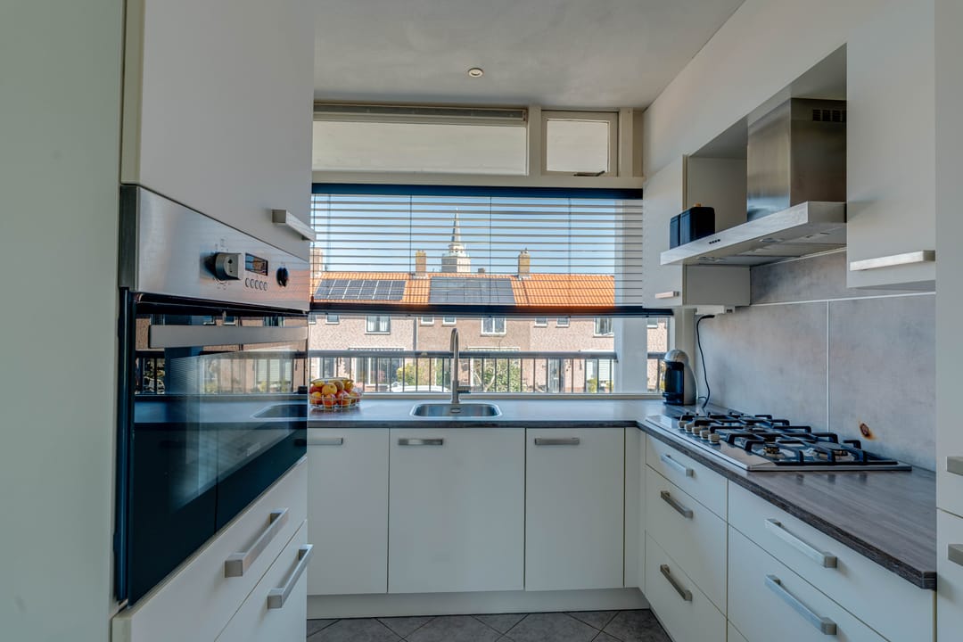 Foto 11 van Marinus Poststraat 91