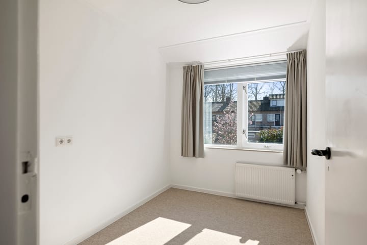 Foto 12 van Larixweg 16