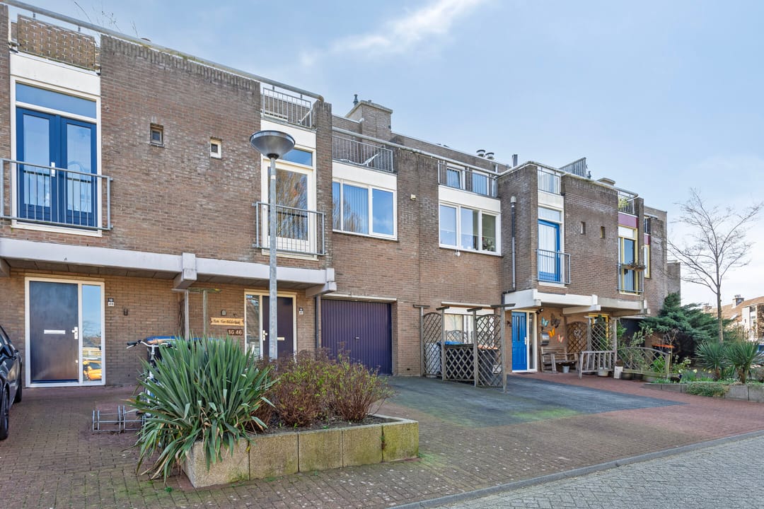 Photo 22 of De Veste 16 46