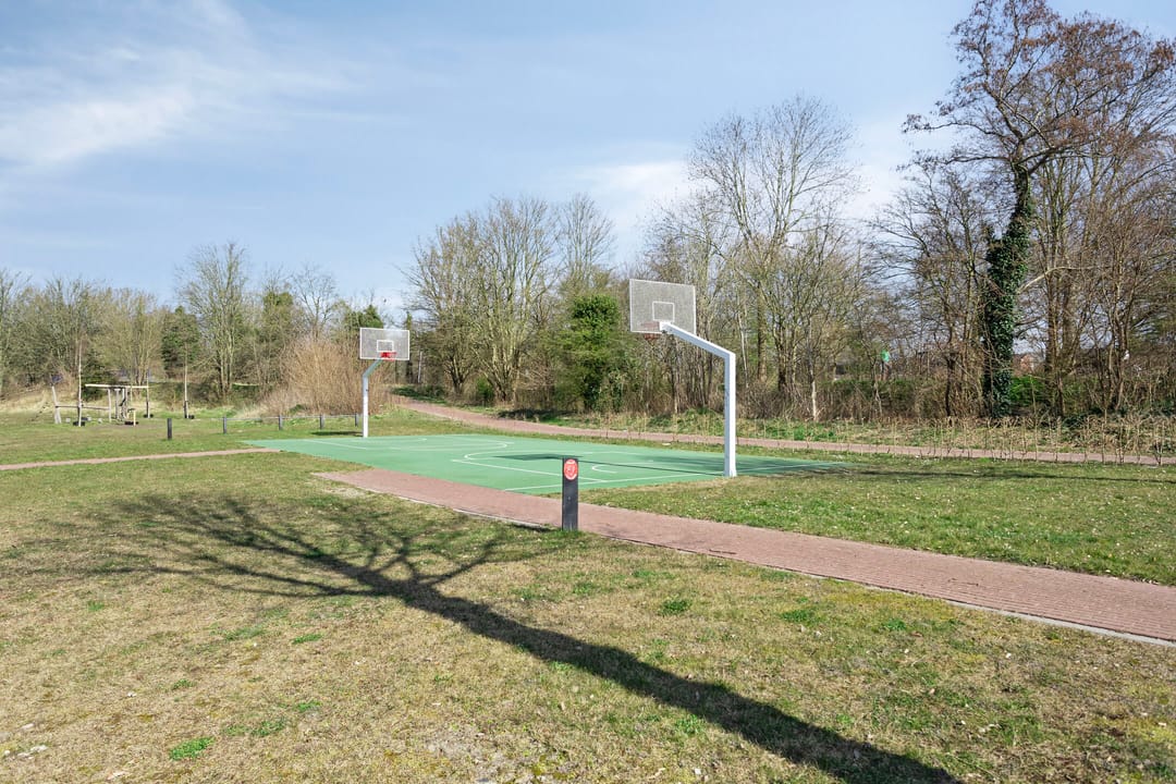 Photo 23 of De Veste 16 46