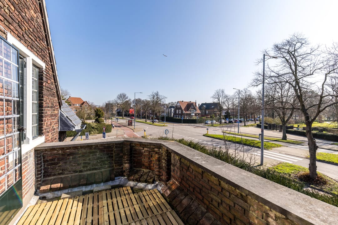 Photo 56 of Burgemeester Knappertlaan 120