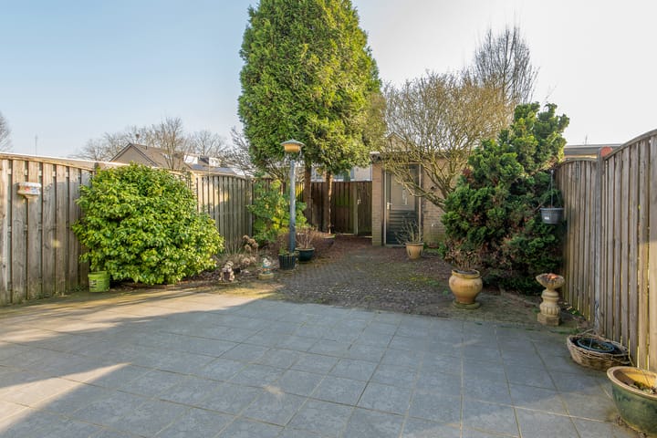 Foto 24 van Clematislaan 18