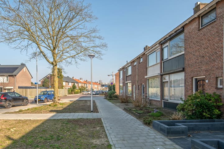 Foto 21 van Generaal Dibbetslaan 80