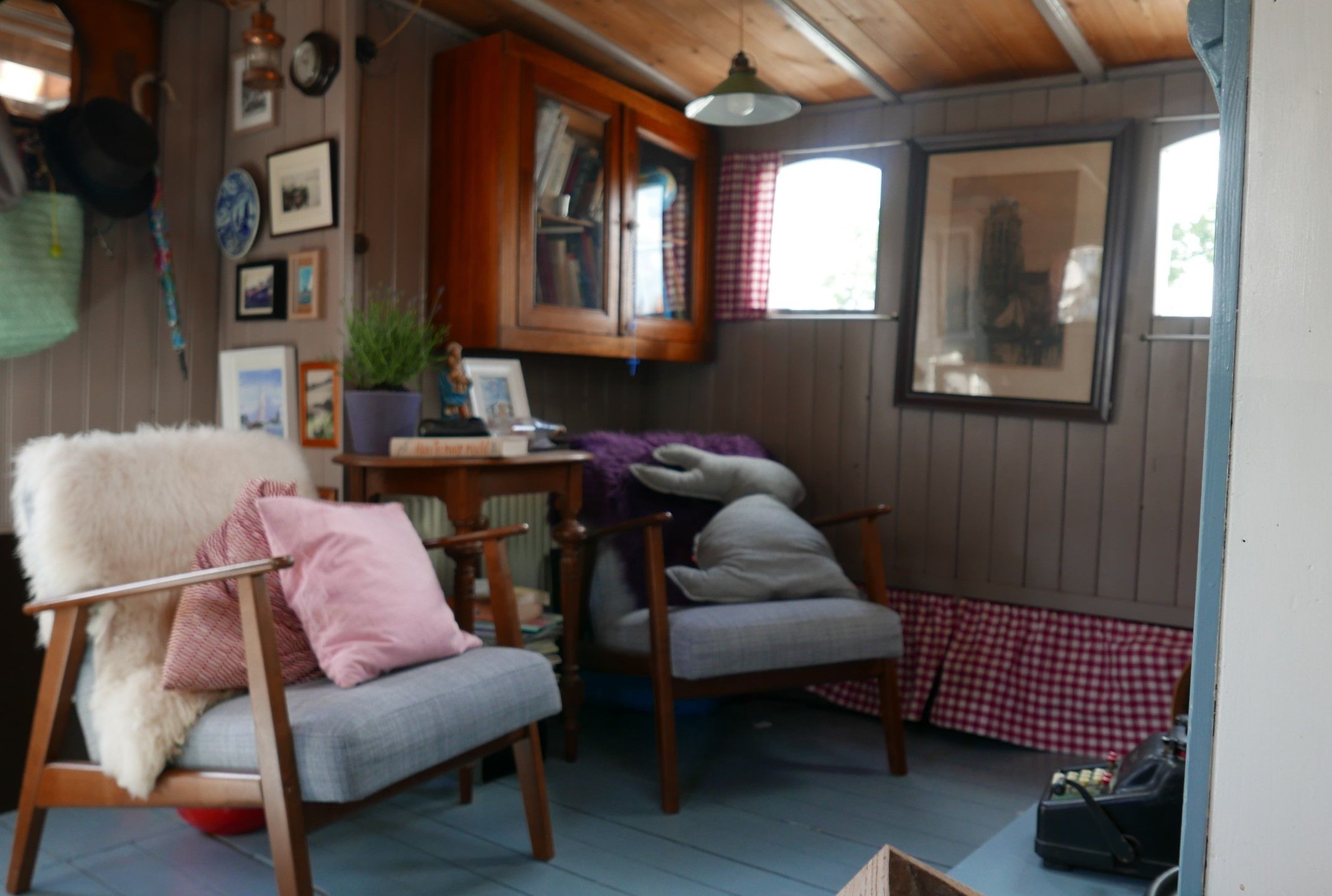 Photo 3 of Emmakade 14-A