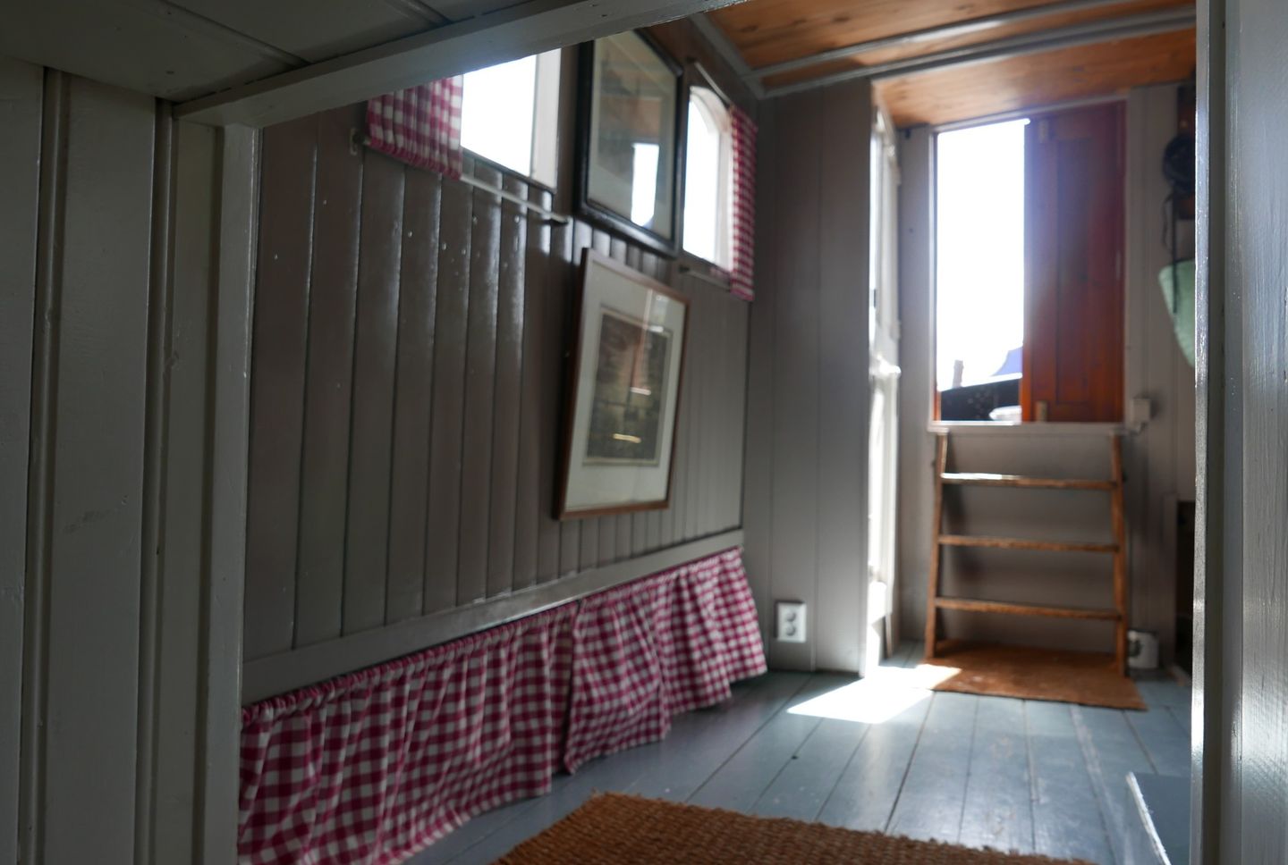 Photo 10 of Emmakade 14-A