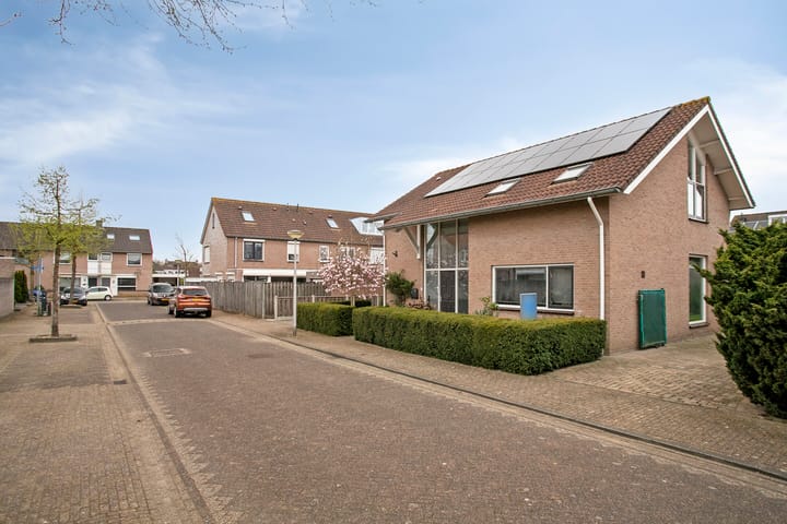 Foto 54 van Bremstraat 1