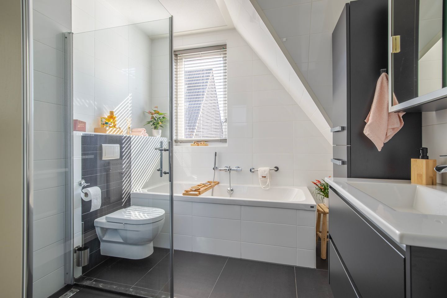 Foto 4 van Koningskampstraat 8