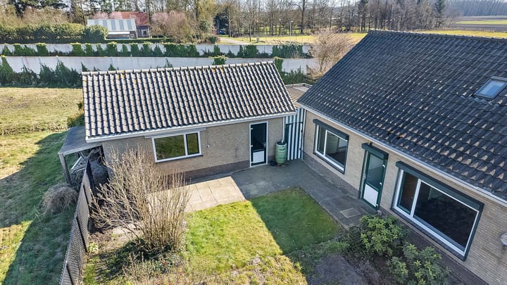 Foto 42 van Jan Teunisstraat 3