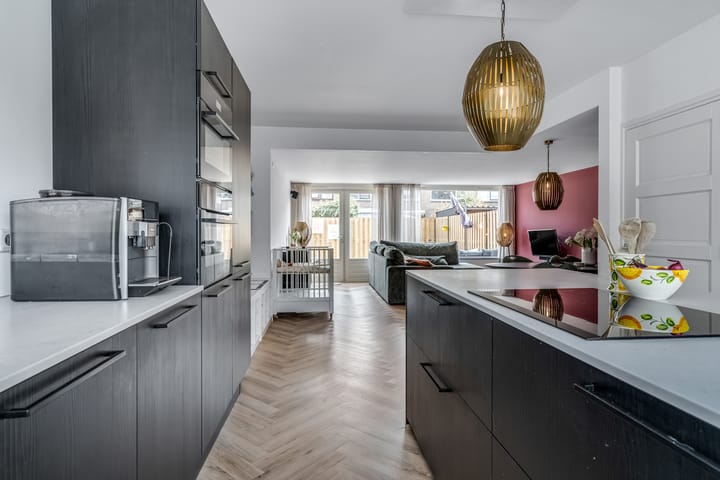 Photo 18 of Anjerstraat 14