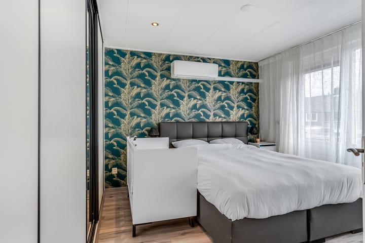 Photo 21 of Anjerstraat 14