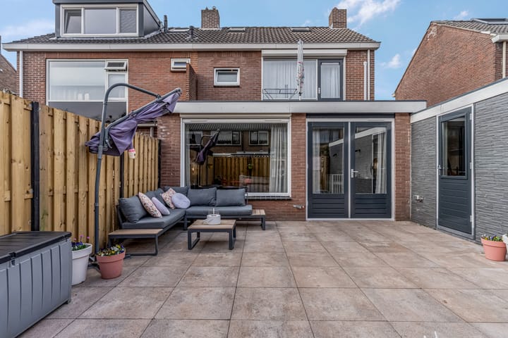 Photo 39 of Anjerstraat 14