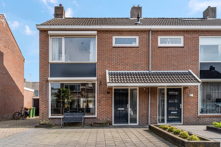 Photo 42 of Anjerstraat 14