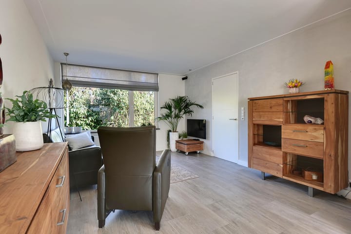 Foto 12 van Zonegge 14 30