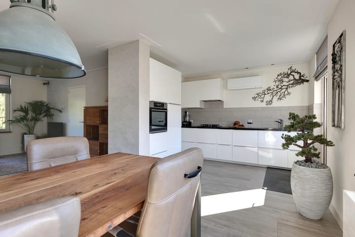 Foto 14 van Zonegge 14 30