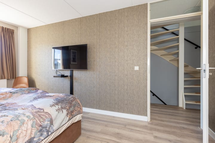 Foto 17 van Moeflonstraat 12