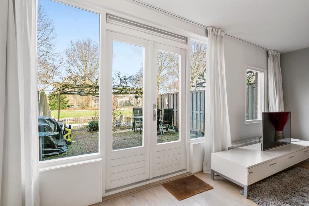 Foto 8 van Huygensstraat 12