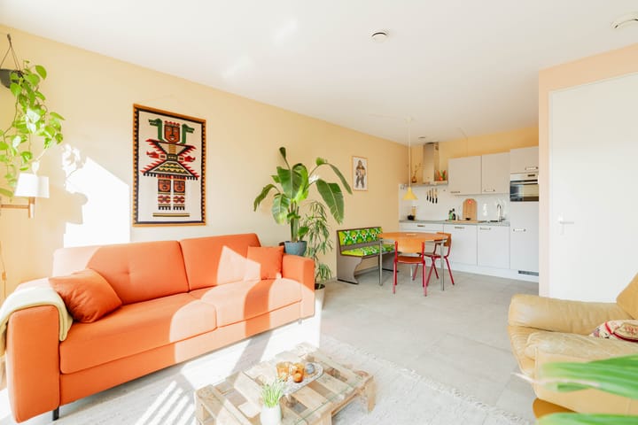 Photo 2 of Suze Robertsonstraat 59