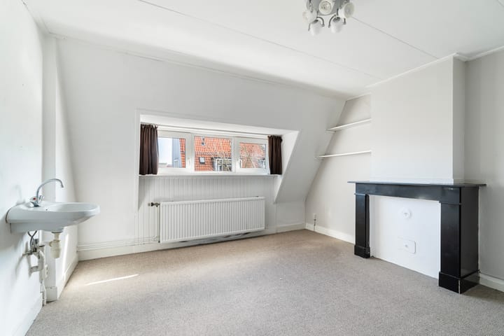 Photo 20 of Hugo de Grootstraat 244