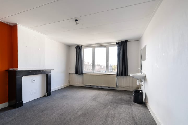 Photo 22 of Hugo de Grootstraat 244