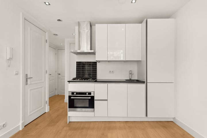 Foto 8 van Czaar Peterstraat 122-2