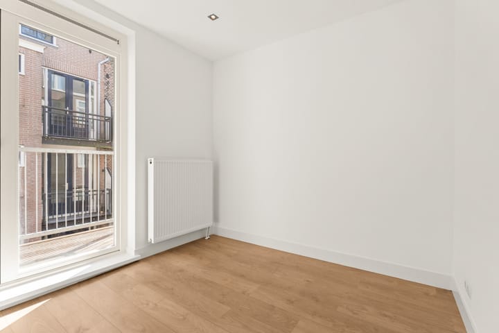 Foto 17 van Czaar Peterstraat 122-2