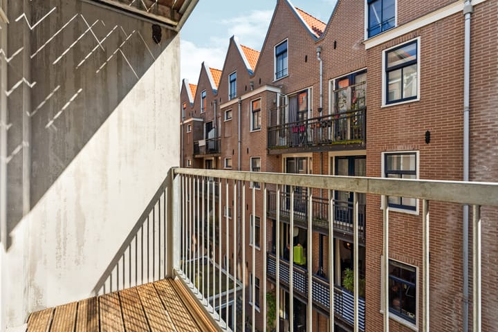 Foto 19 van Czaar Peterstraat 122-2