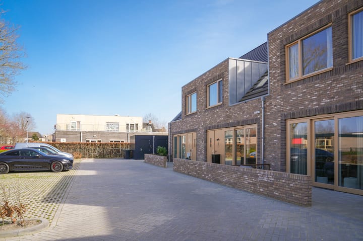 Photo 28 of Maximahof 4