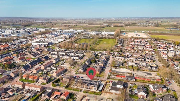 Photo 34 of Maximahof 4