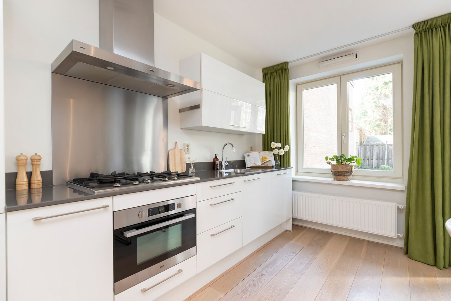 Photo 10 of Speerstraat 4-H