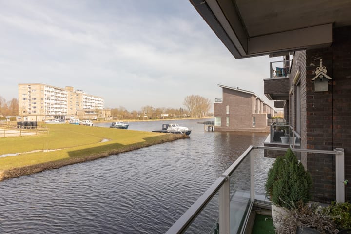 Foto 10 van Hoofden 1-002