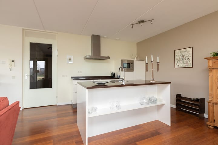 Foto 17 van Hoofden 1-002