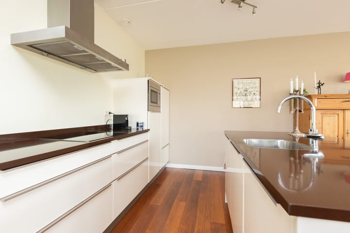 Foto 18 van Hoofden 1-002