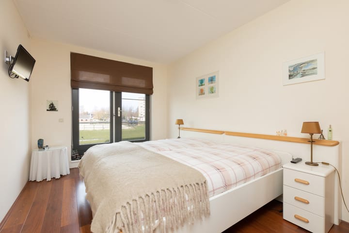 Foto 22 van Hoofden 1-002