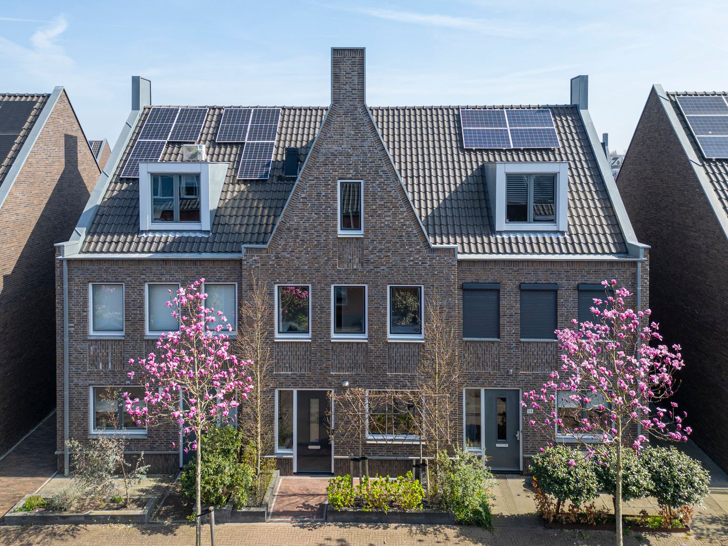 Foto 1 van Ambachtsherenstraat 32