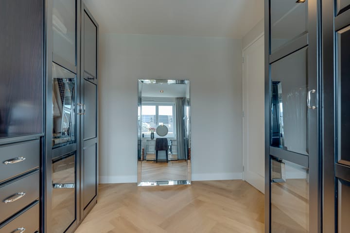 Foto 17 van Ambachtsherenstraat 32