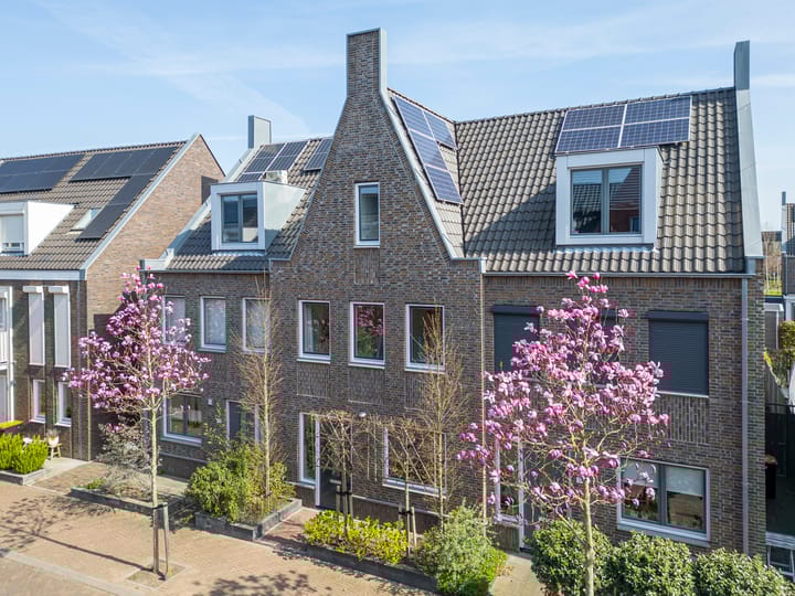 Foto 34 van Ambachtsherenstraat 32