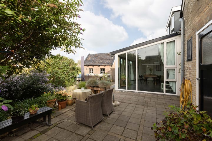 Foto 32 van Burgemeester Albertsstraat 11