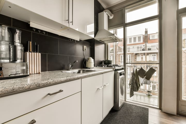 Foto 12 van Warmondstraat 149-3