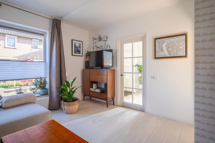 Foto 13 van Vredenburgstraat 62