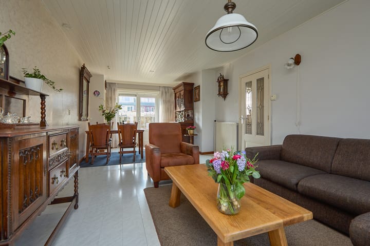 Foto 2 van Schoolstraat 45