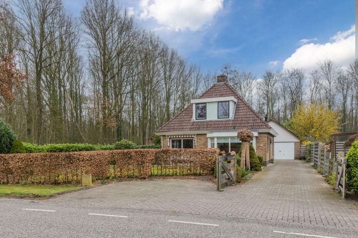 Foto 3 van Mr. Harm Smeengeweg 40