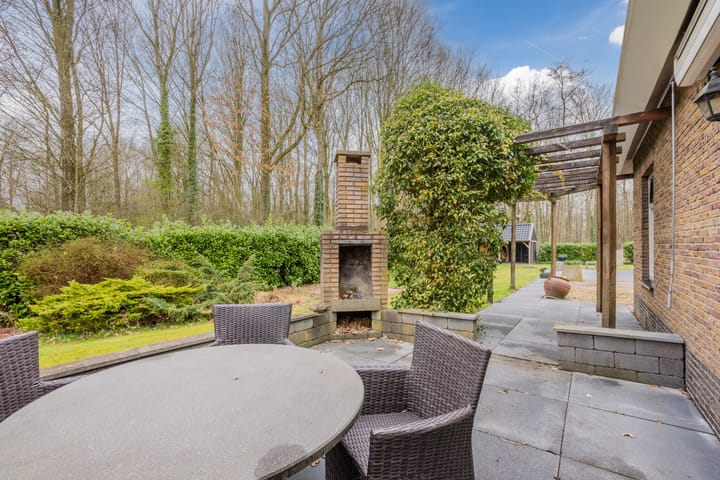 Foto 52 van Mr. Harm Smeengeweg 40