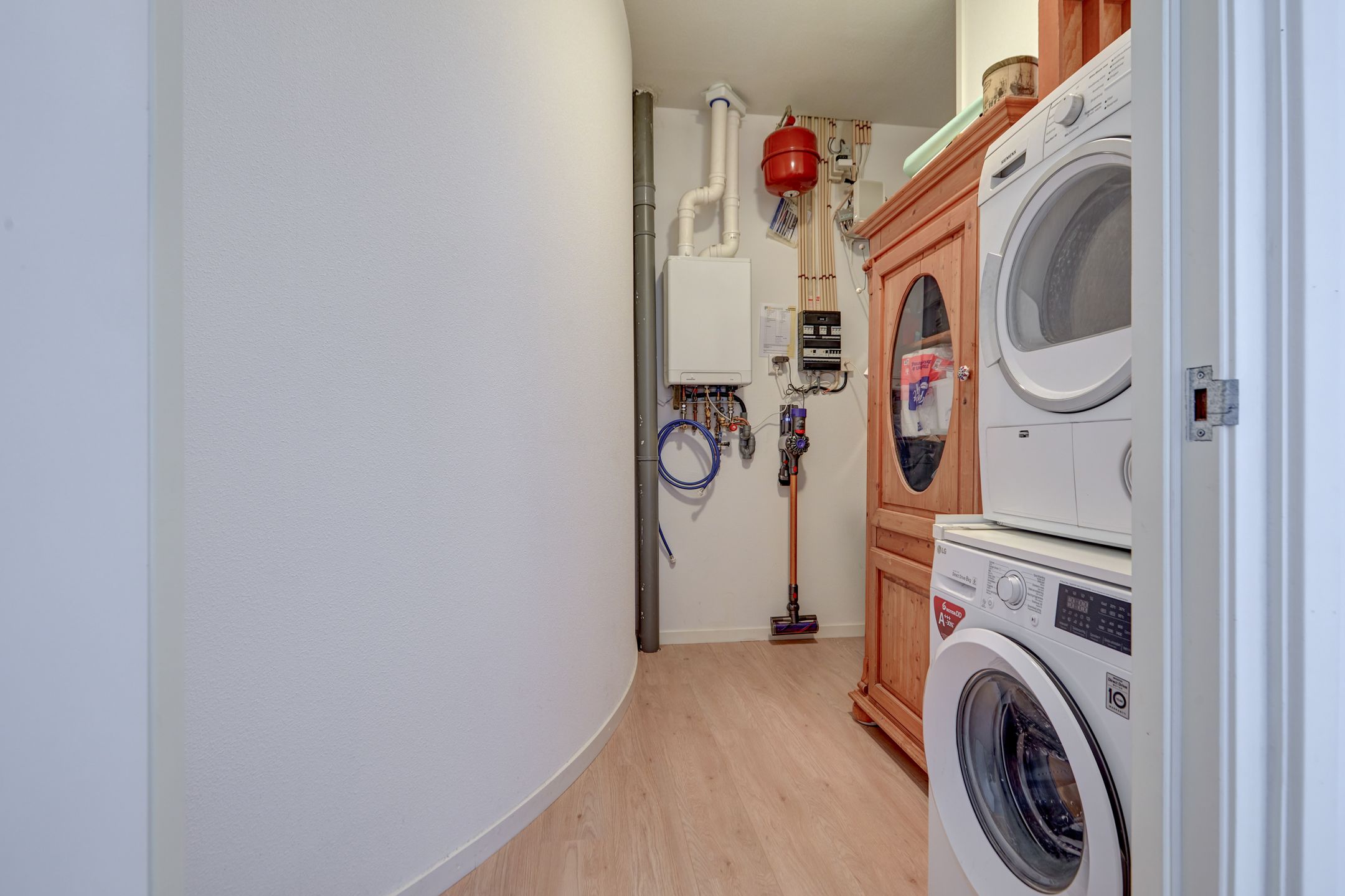 Foto 18 van Kantbeugel 1-C