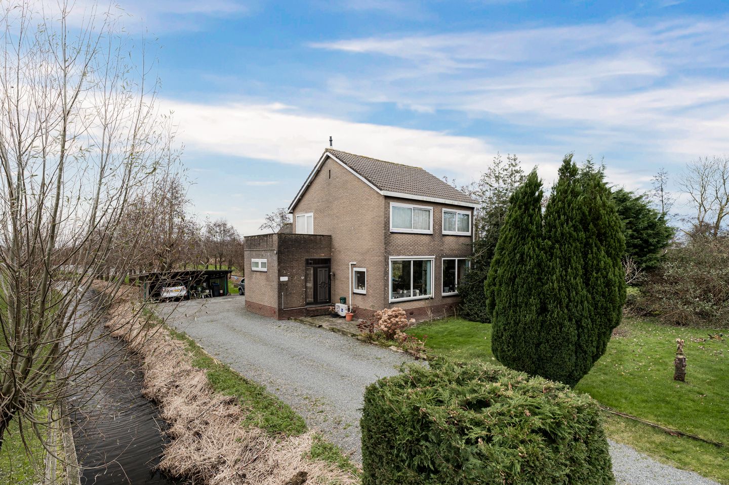 Foto 5 van Den Ilp 51