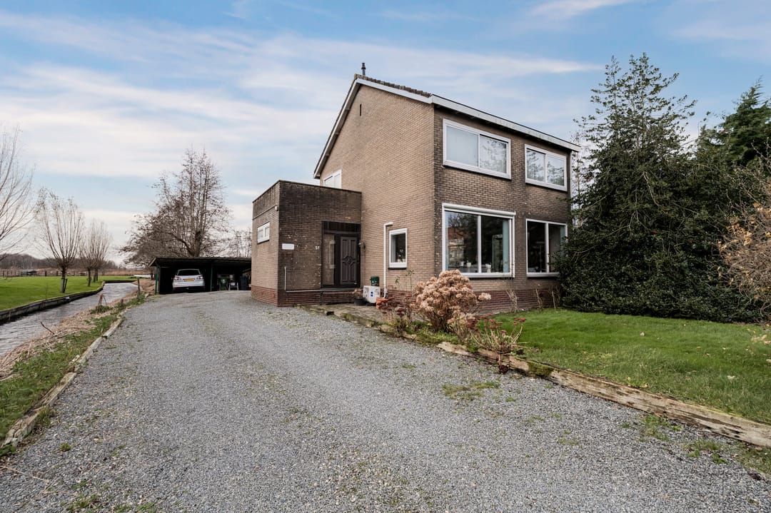 Foto 11 van Den Ilp 51