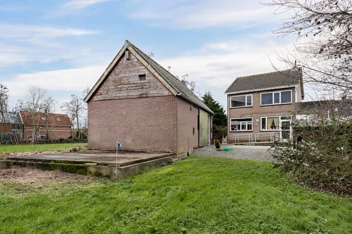 Foto 12 van Den Ilp 51